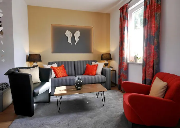 Upland-flair Abendrot Mit Einzigartigem Berggarten Im Zentrum!