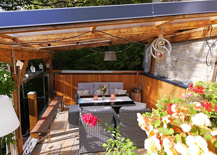 Upland-flair Abendrot Mit Einzigartigem Berggarten Im Zentrum!